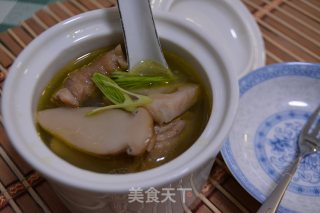 砂锅松茸炖鸡的做法步骤：4