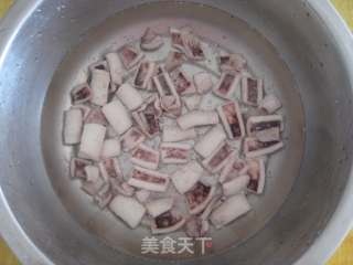 孜然洋葱炒鱿鱼的做法步骤：5