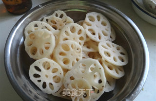 凉拌藕的做法步骤：1