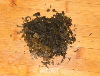 梅菜炒香芹的做法步骤：1
