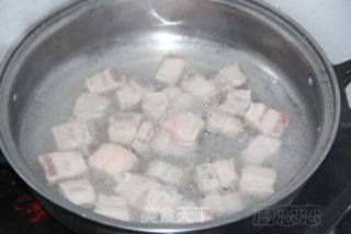 腐竹红烧肉的做法步骤：3