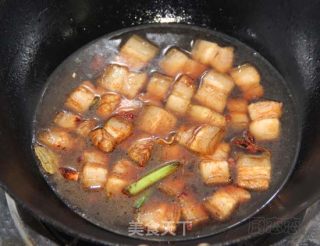 腐竹红烧肉的做法步骤：6