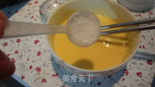 香酥鸡蛋披萨的做法步骤：3