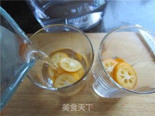 金桔蜂蜜茶的做法步骤：2