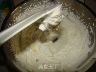 蔓越莓戚风蛋糕卷的做法步骤：13