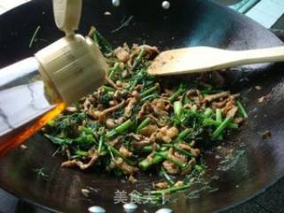 茴香菜炒肉丝的做法步骤：8