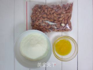 【杏仁牛轧糖】大过年了，年货办起来，大家一起来熬糖！的做法步骤：3