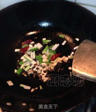 芹菜香干的做法步骤：4