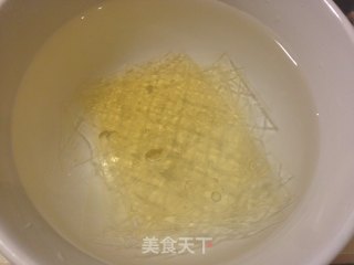 【奥利奥酸奶慕斯】的做法步骤：2