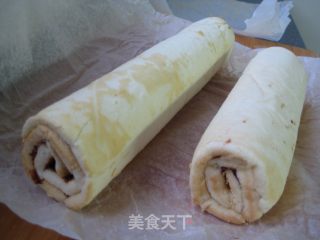 豆沙蛋糕卷的做法步骤：12