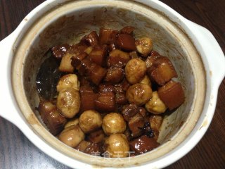 虎皮鹌鹑蛋红烧肉的做法步骤：10