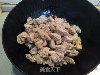 炖牛肉的做法步骤：8