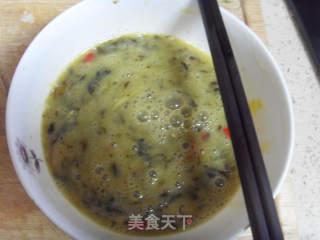 橄榄菜炒鸡蛋的做法步骤：2