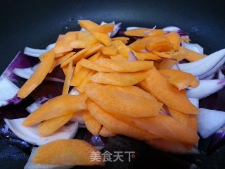 杏鲍菇小炒的做法步骤：3