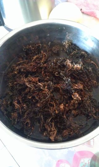 土豆乎牛肉（下饭菜）的做法步骤：1