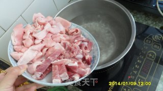黄豆肉皮和肉（这叫啥菜名啊）的做法步骤：2