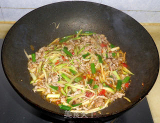 角瓜炒肉丝的做法步骤：11