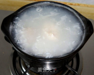 白菜肉丝粥的做法步骤：1