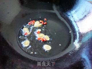 酸笋烧罗非鱼的做法步骤：4