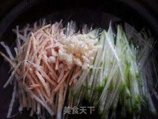 萝卜鱼饼汤的做法步骤：3
