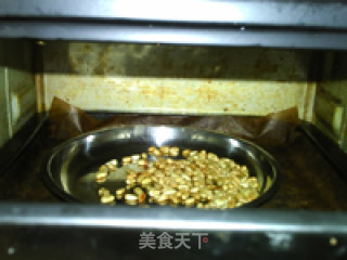 松仁粽子糖的做法步骤：2