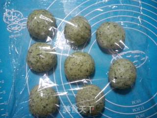 菠菜海苔肉松餐包的做法步骤：1
