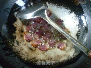 腊肉炒菜心的做法步骤：2