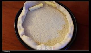 黑椒鸡丁什锦披萨（包括面饼、披萨酱超详细的图文制作过程）的做法步骤：22