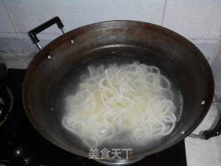 辣炒乌冬面的做法步骤：2