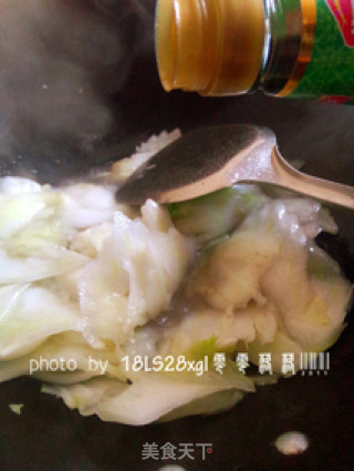 家常菜：清炒白菜邦的做法步骤：4