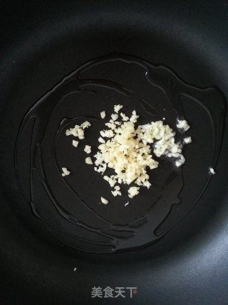 苏籽粉炒海带梗的做法步骤：2