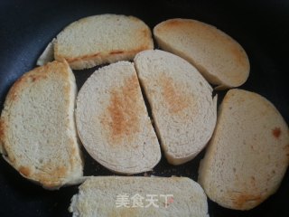 烤馒头片 - 平底锅版的做法步骤：3