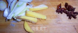 排骨炖萝卜的做法步骤：3