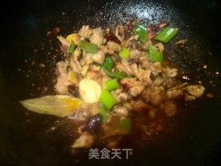 川味香辣兔丁的做法步骤：6