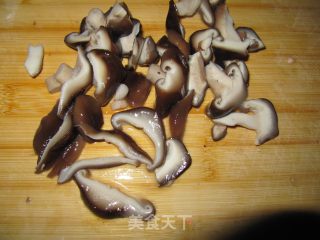 杂蔬牛肉面的做法步骤：7