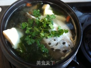 石锅清汤三文鱼头的做法步骤：6