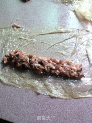 豆腐衣肉卷的做法步骤：3