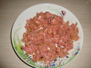 【梅菜蒸肉饼】----蒸出来的美味更健康的做法步骤：3