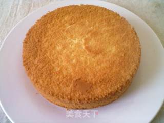 DIY水果蛋糕的做法步骤：1