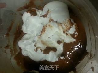 可可戚风的做法步骤：5
