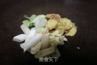 新疆大盘鸡的做法步骤：2