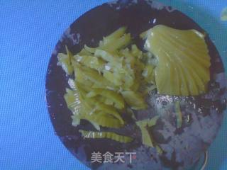 酸菜脆鲩的做法步骤：2