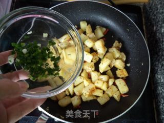 孜然土豆块的做法步骤：13