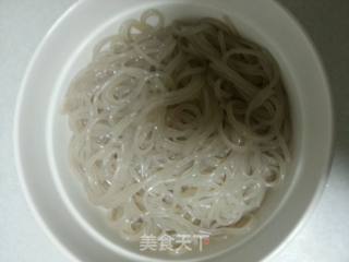 酸辣粉的做法步骤：3