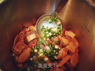 双菇炖牛腩的做法步骤：9