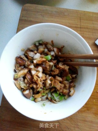 香菇卤肉饼的做法步骤：3