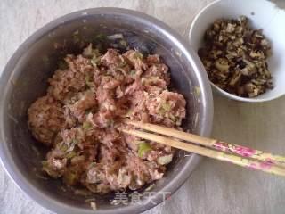 香菇肉包的做法步骤：4