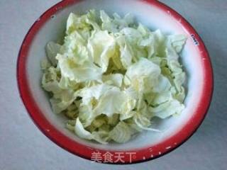 腊肠炒手撕包菜的做法步骤：2