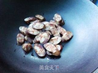 腊肠炒手撕包菜的做法步骤：4