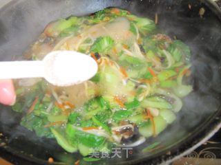 杂蘑牛肉面的做法步骤：8